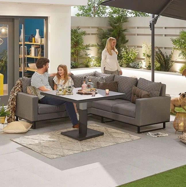Eclipse Compact Corner Suite